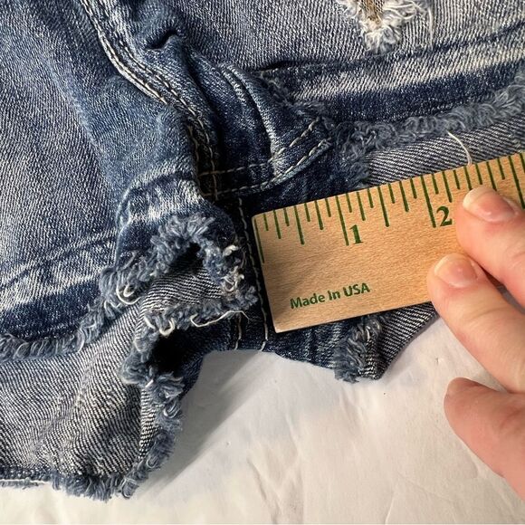 Silver size 28 "Courtney" shorts! - Picture 12 of 13